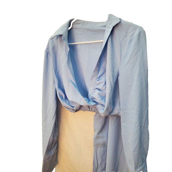 NWOT- Large Light Blue Crop Top and Matching Pants - Picture 5 of 6